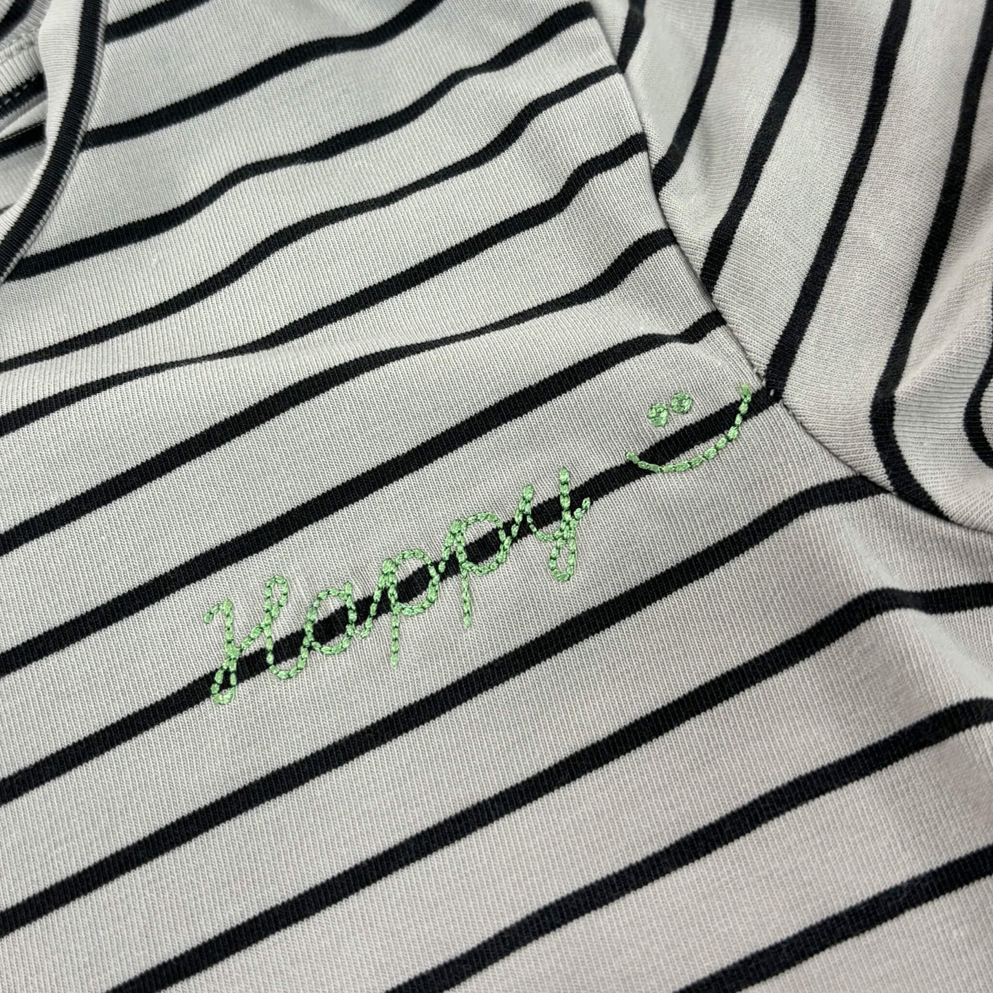 Gestreept T-shirt 'happy"⎪110
