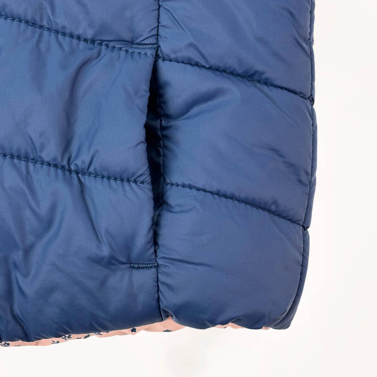 Omkeerbare bodywarmer, navy blauw "Always Cute", roze met bloemenmotief⎪86