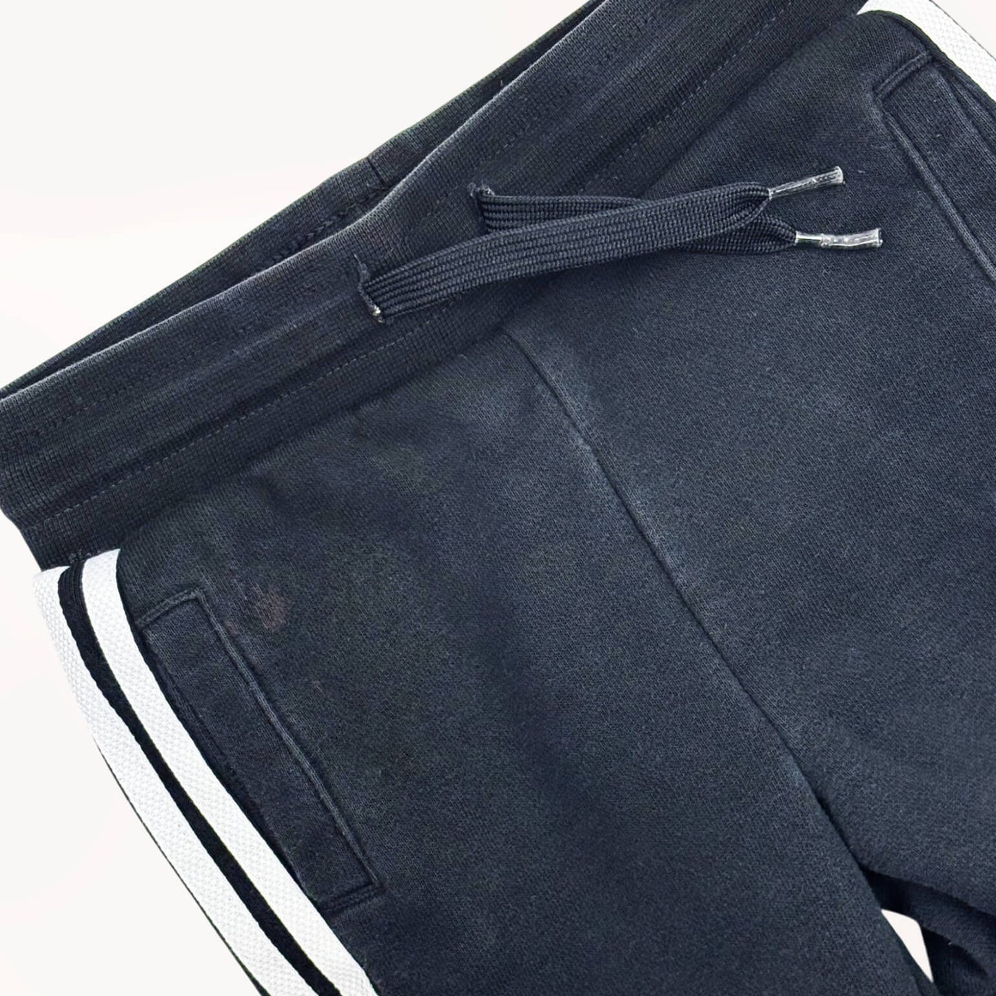 Classic jogging set Adidas, zwart met witte strepen⎪86