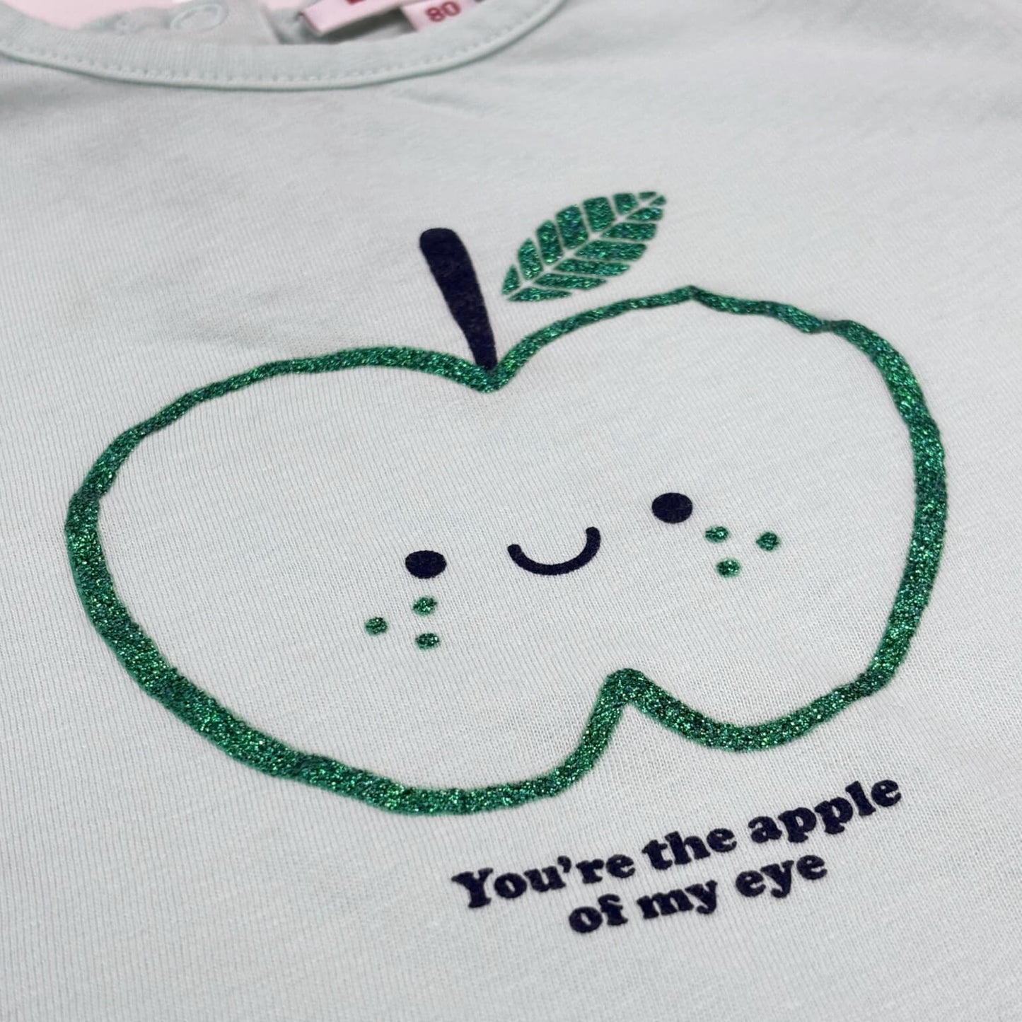 Longsleeve T-shirt 'Apple to my eye' BESTies 1 jaar