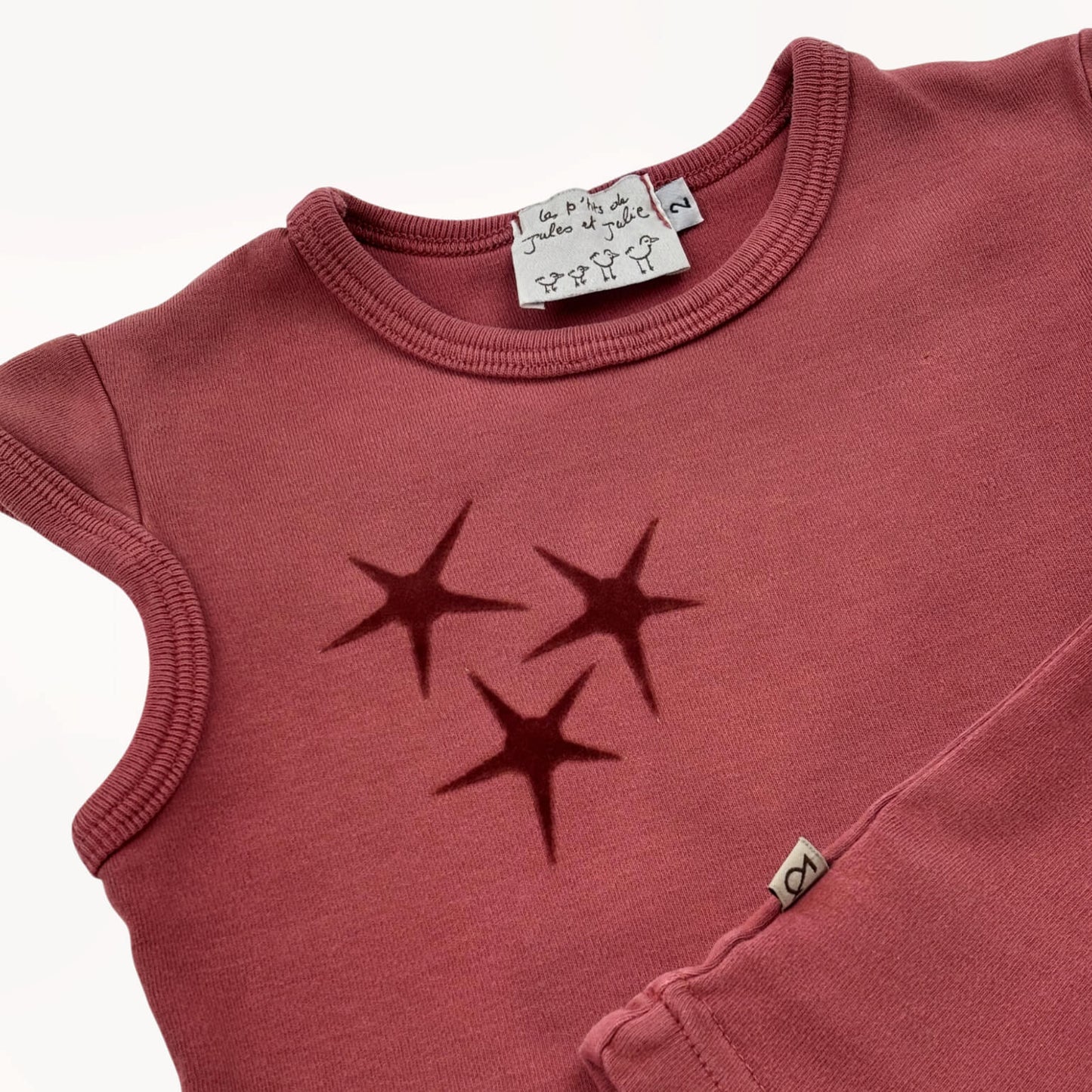 T-shirt mouwloos wijnrood Jules et Julie 2 jaar