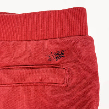 Rode sweatshort m/ vliegertje op achterzak⎪92